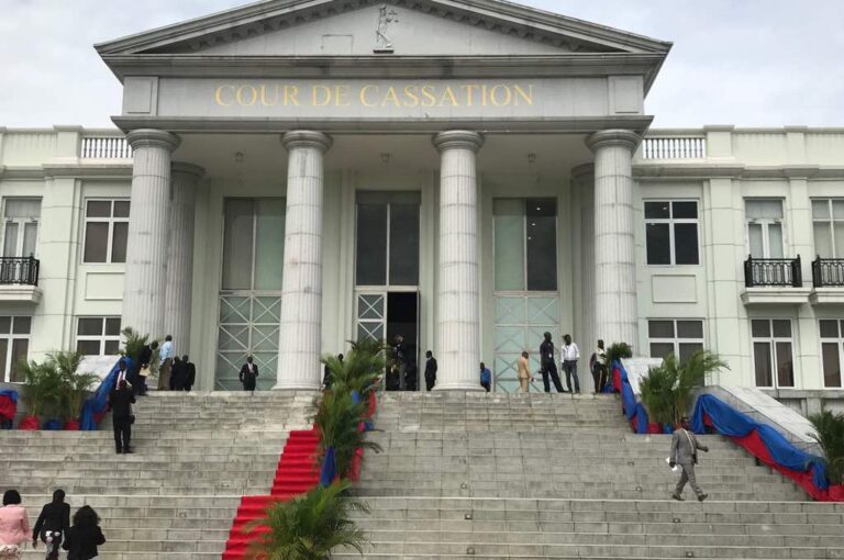 1652364102-Cour de cassation